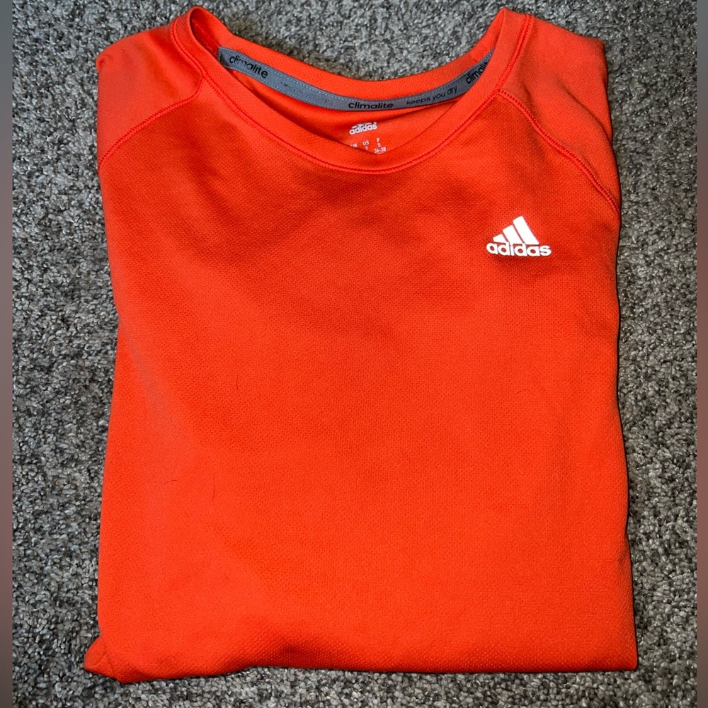women’s shirt
